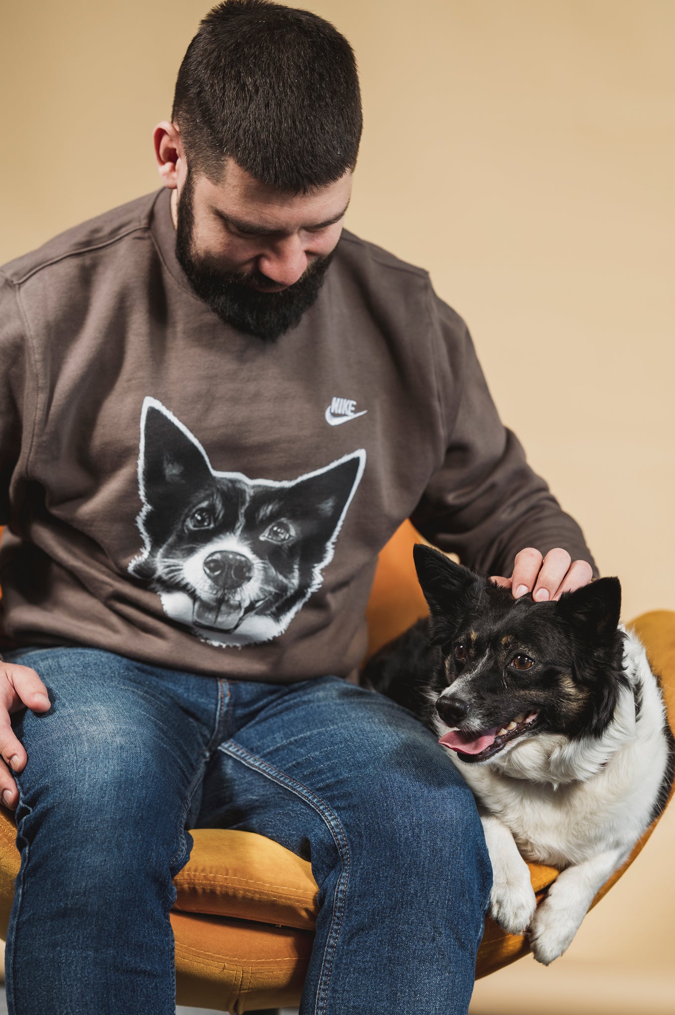 Unisex Sofi brūns džemperis