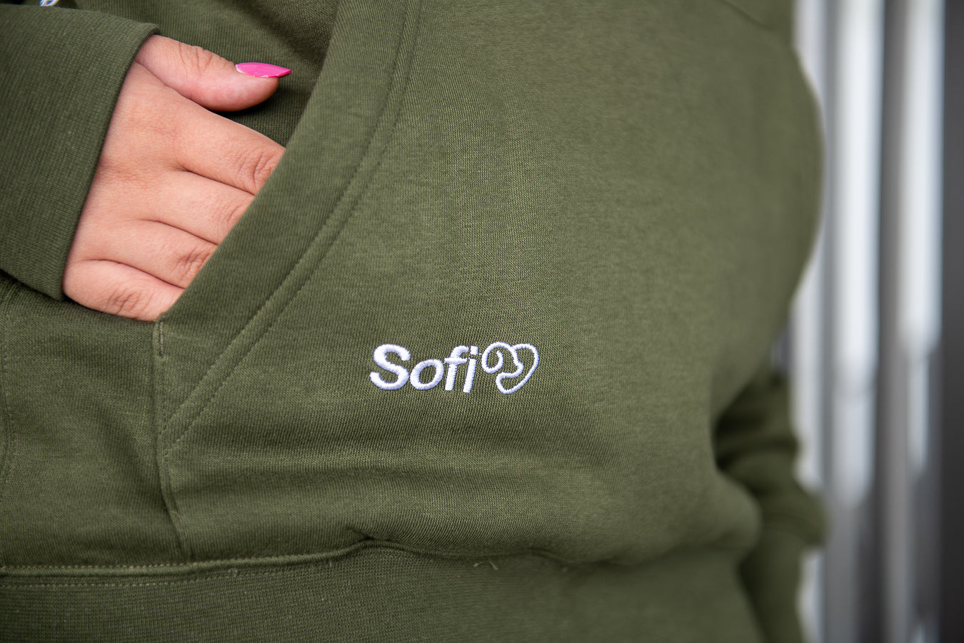 Unisex Sofi tumši zaļš džemperis ar kapuci